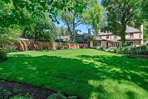 Undisclosed, River Forest, IL 60305 photo 44
