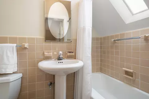 Undisclosed, River Forest, IL 60305 photo 33