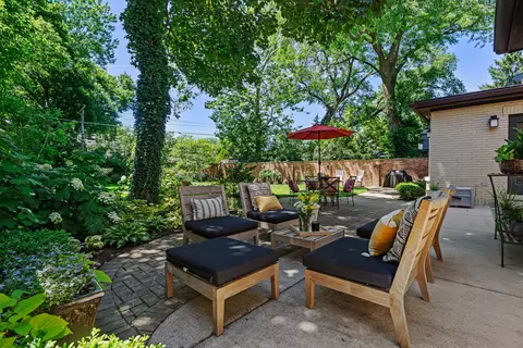 Undisclosed, River Forest, IL 60305 photo 40