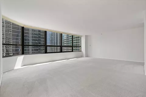 Living - 400 E Ohio St #2003, Chicago, IL 60611 photo 4 of 6