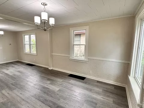 Living - 108 18th Ave, Naplate, IL 61350 photo 1 of 2