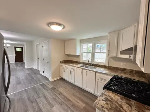 Kitchen - 108 18th Ave, Naplate, IL 61350 photo 4 of 4