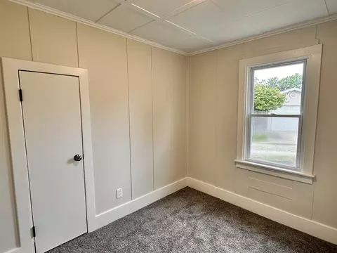 Bedroom - 108 18th Ave, Naplate, IL 61350 photo 3 of 4