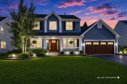486 Rock Hall Cir, Grayslake, IL 60030