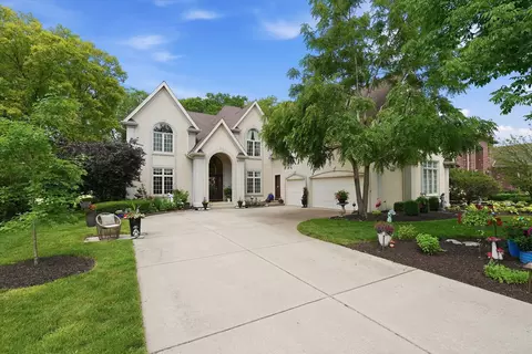 Exterior - 1108 Chadwick Ct, Aurora, IL 60502 photo 2 of 6