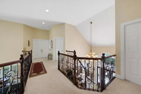 Entry Way - 1108 Chadwick Ct, Aurora, IL 60502 photo 2 of 2