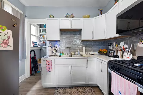 Kitchen - 11548 S Normal Ave, Chicago, IL 60628 photo 3 of 4