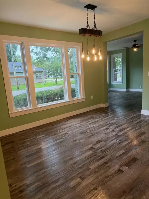 Dining - 175 E Union St, Seneca, IL 61360 photo 1 of 1
