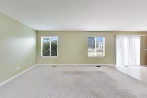 Living - 6820 Ayre Dr, Mchenry, IL 60050 photo 6 of 8