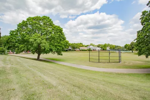 Other - 358 E Beech Dr, Schaumburg, IL 60193 photo 3 of 4