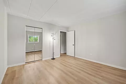 Bedroom - 108 E Bailey Rd #B, Naperville, IL 60565 photo 1 of 1