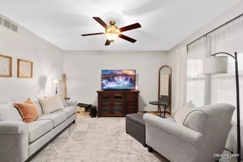 605 Willow St, Maple Park, IL 60151 photo 2
