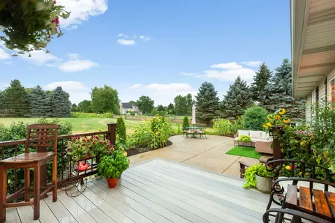 Exterior - 8404 Squirrel Dr, Spring Grove, IL 60081 photo 4 of 11