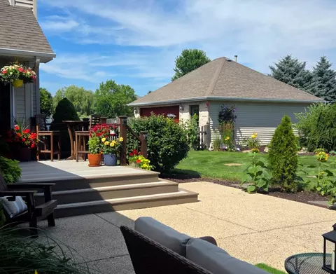 Exterior - 8404 Squirrel Dr, Spring Grove, IL 60081 photo 8 of 11