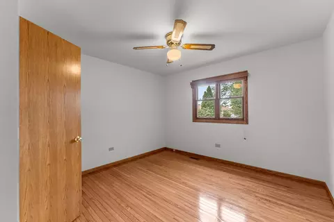 Bedroom - 5037 W Herbert Ct, Monee, IL 60449 photo 2 of 2