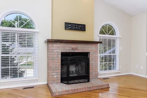 Living - 2516 Timber View Dr, Bloomington, IL 61701 photo 2 of 12