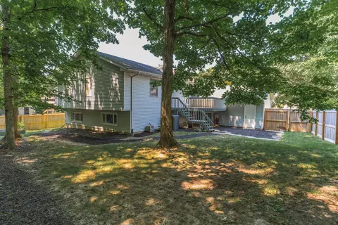 Exterior - 2516 Timber View Dr, Bloomington, IL 61701 photo 12 of 16