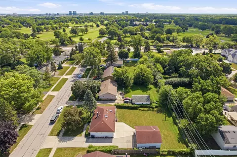 View/Area - 75 Maricopa Ln, Hoffman Estates, IL 60169 photo 4 of 7