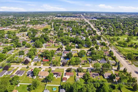 View/Area - 75 Maricopa Ln, Hoffman Estates, IL 60169 photo 6 of 7
