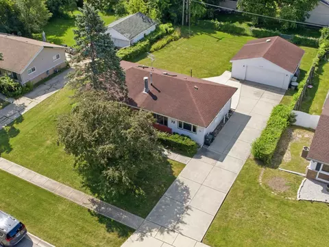 View/Area - 75 Maricopa Ln, Hoffman Estates, IL 60169 photo 1 of 7