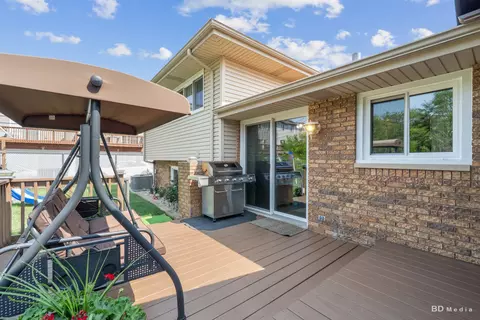 Exterior - 7288 W 83rd St, Bridgeview, IL 60455 photo 8 of 8