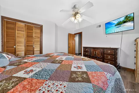 Bedroom - 7288 W 83rd St, Bridgeview, IL 60455 photo 4 of 4