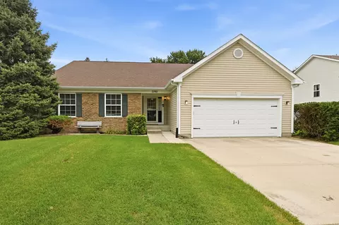 2792 Cranston Cir, Yorkville, IL 60560