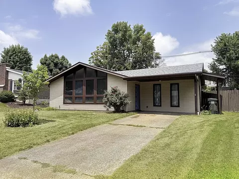 1108 N Rapp Ave, Columbia, IL 62236