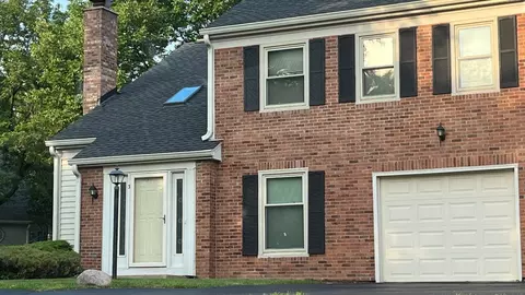 3 Bright Ridge Dr #3, Schaumburg, IL 60194