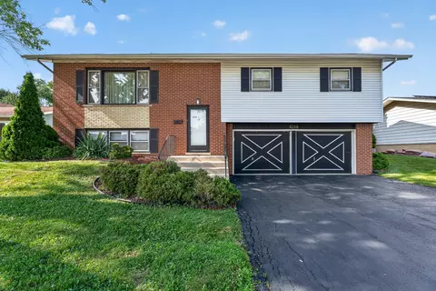 6318 Arcadia Dr, Tinley Park, IL 60477