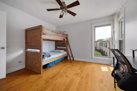 Bedroom - 369 Cedar Tree Ct, Hoffman Estates, IL 60169 photo 1 of 2