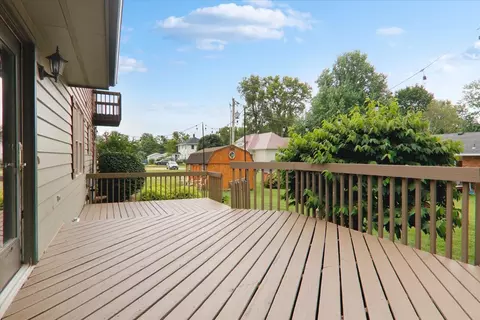 Exterior - 302 Ceilo View St, Colfax, IL 61728 photo 6 of 8
