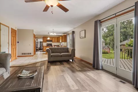 Living - 302 Ceilo View St, Colfax, IL 61728 photo 2 of 2