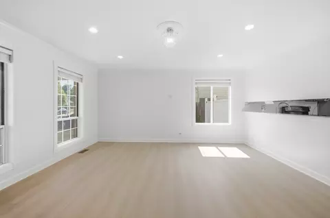 Living - 1320 Burns Dr, Elgin, IL 60120 photo 5 of 7
