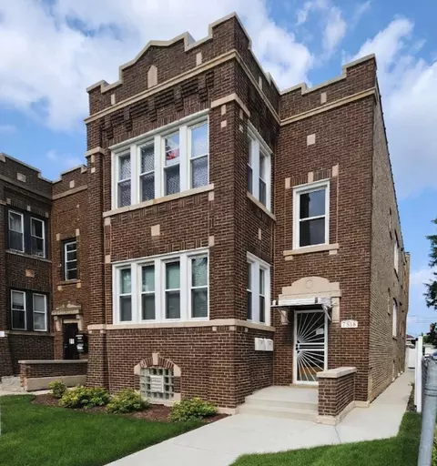 1337 S Austin Blvd, Cicero, IL 60804