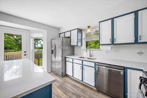 Kitchen - Undisclosed, Plainfield, IL 60586 photo 2 of 5