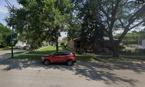 2324 W 69th St, Chicago, IL 60636