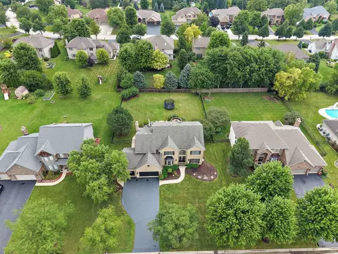 View/Area - 651 Clover Dr, Algonquin, IL 60102 photo 5 of 7