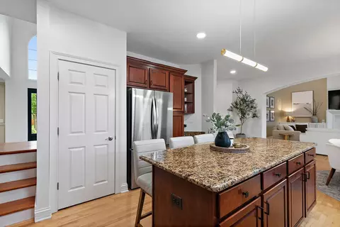 Kitchen - 651 Clover Dr, Algonquin, IL 60102 photo 2 of 3