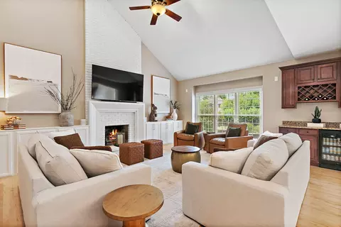 Living - 651 Clover Dr, Algonquin, IL 60102 photo 1 of 2
