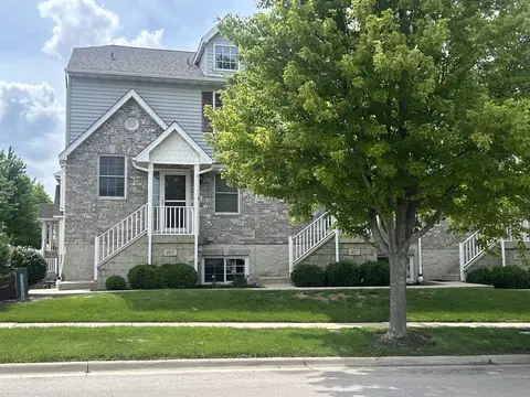 405 N Charles St, Cortland, IL 60112