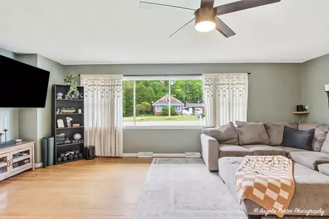 Living - 353 Marengo Rd, Harvard, IL 60033 photo 3 of 3