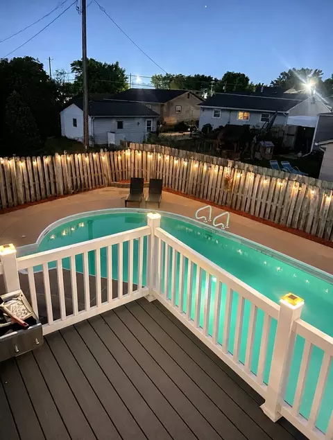 Exterior - 4809 50th Ave, Moline, IL 61265 photo 2 of 3