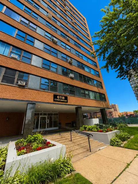 6118 N Sheridan Rd #501, Chicago, IL 60660