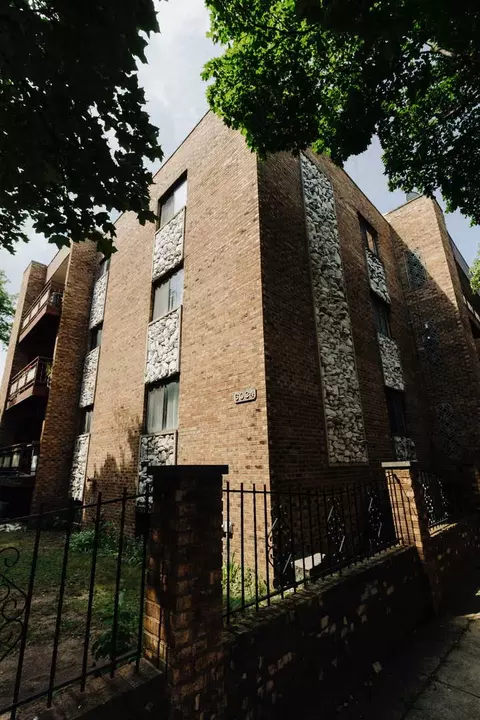 6034 N Wolcott Ave #1W, Chicago, IL 60660