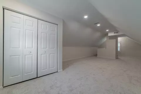 Other - 719 5th St, Aurora, IL 60505 photo 2 of 4