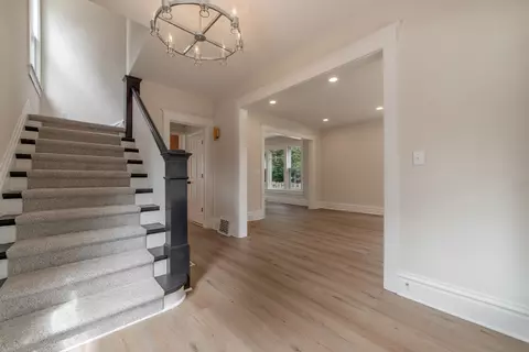 Entry Way - 719 5th St, Aurora, IL 60505 photo 1 of 2