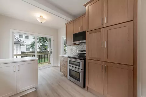 Kitchen - 719 5th St, Aurora, IL 60505 photo 2 of 5