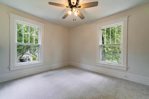Bedroom - 719 5th St, Aurora, IL 60505 photo 1 of 5