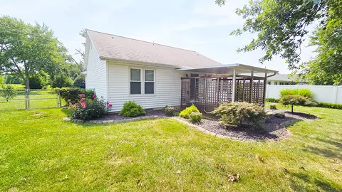 Exterior - 2530 S Pine St, Centralia, IL 62801 photo 10 of 17